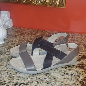 0522 Axxiom Glorify Sandals